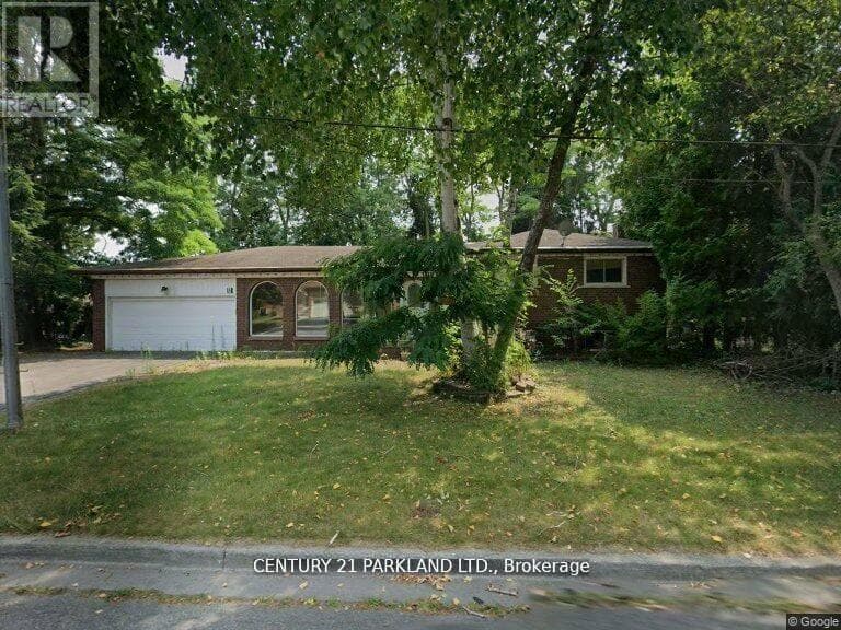 4 Bed · 2 Bath Detached House for Sale in Toronto