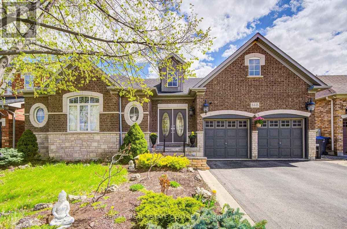 2 Bed · 4 Bath Detached House for Sale in Brampton