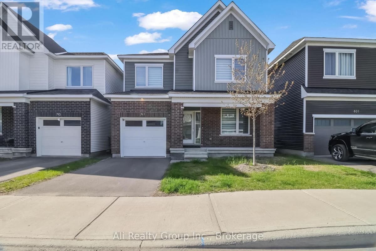 5 Bed · 4 Bath Detached House for Rent in Ottawa