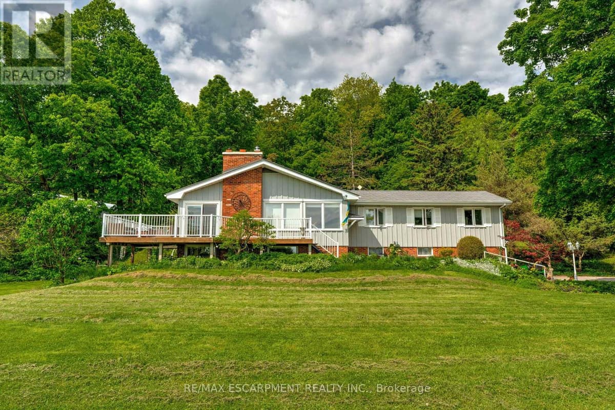 4 Bed · 3 Bath Detached House for Sale in Burlington