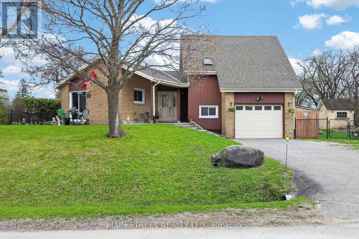 3 Bed · 2 Bath Detached House for Sale in Brock