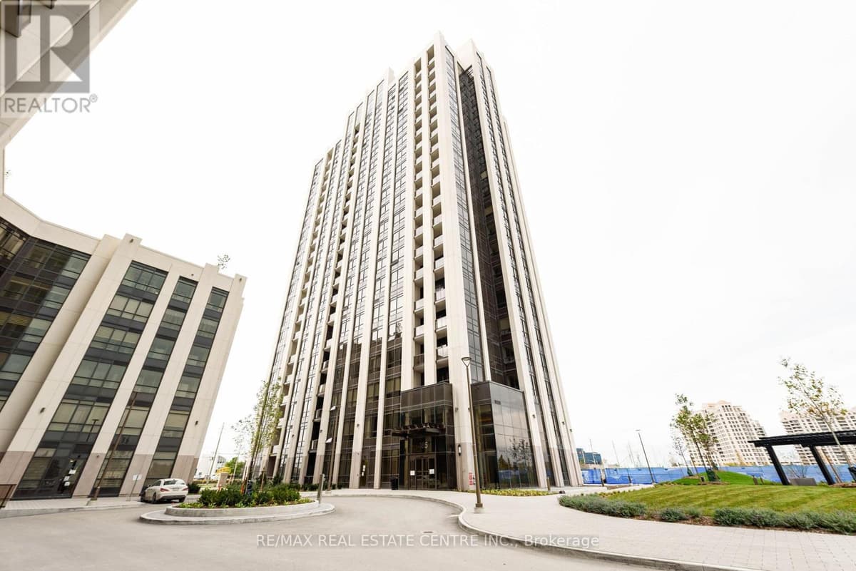 2 Bed · 2 Bath Detached House for Rent in Vaughan