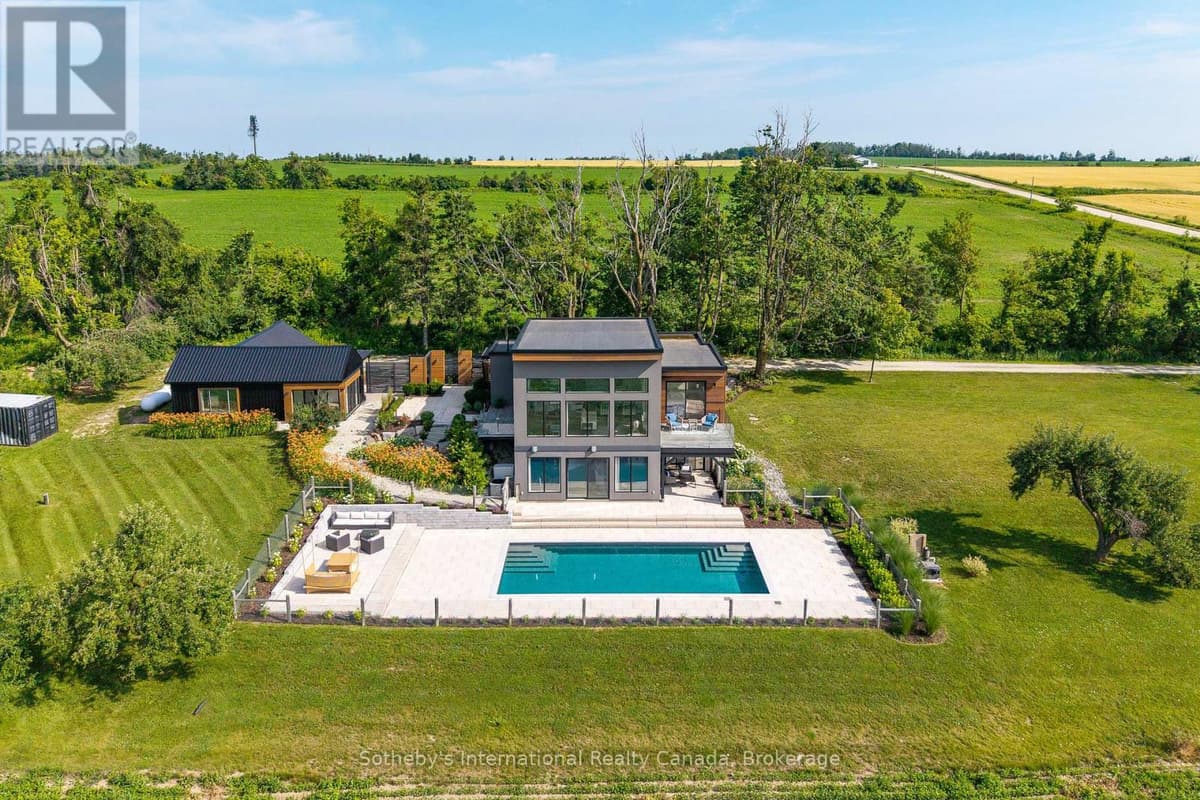 4 Bed · 3 Bath Detached House for Sale in Clearview