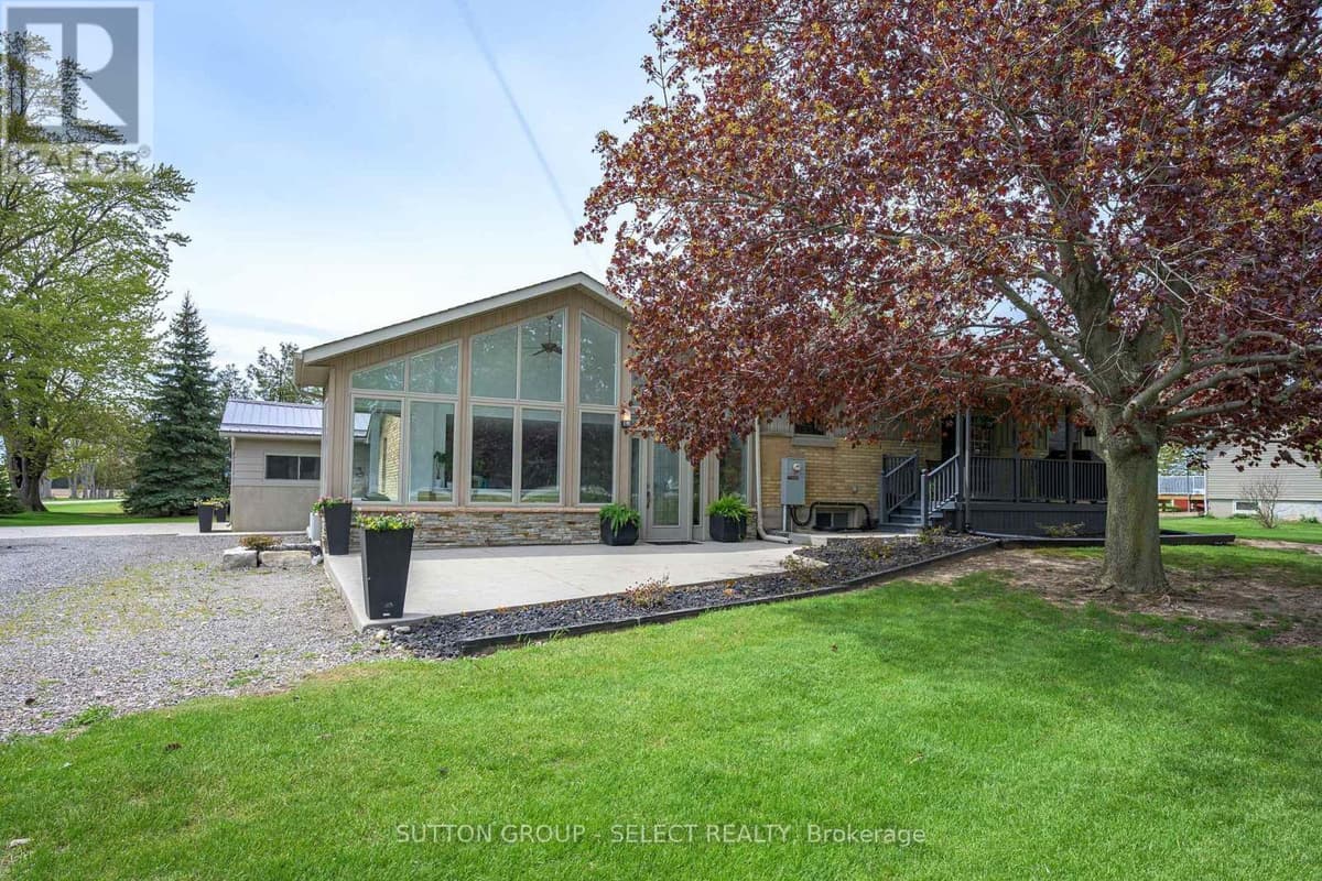 3 Bed · 2 Bath Detached House for Sale in North Middlesex