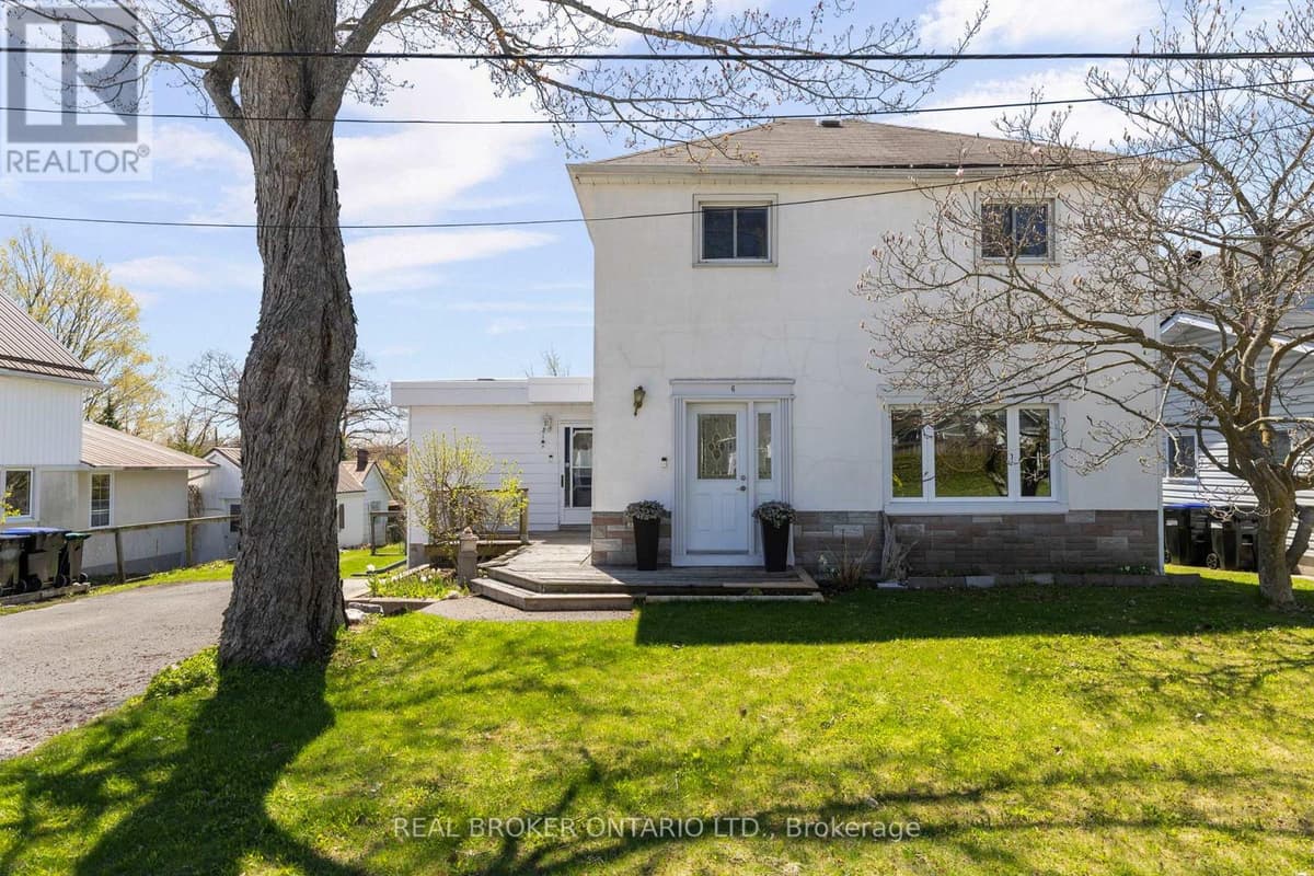 3 Bed · 2 Bath Detached House for Sale in Penetanguishene