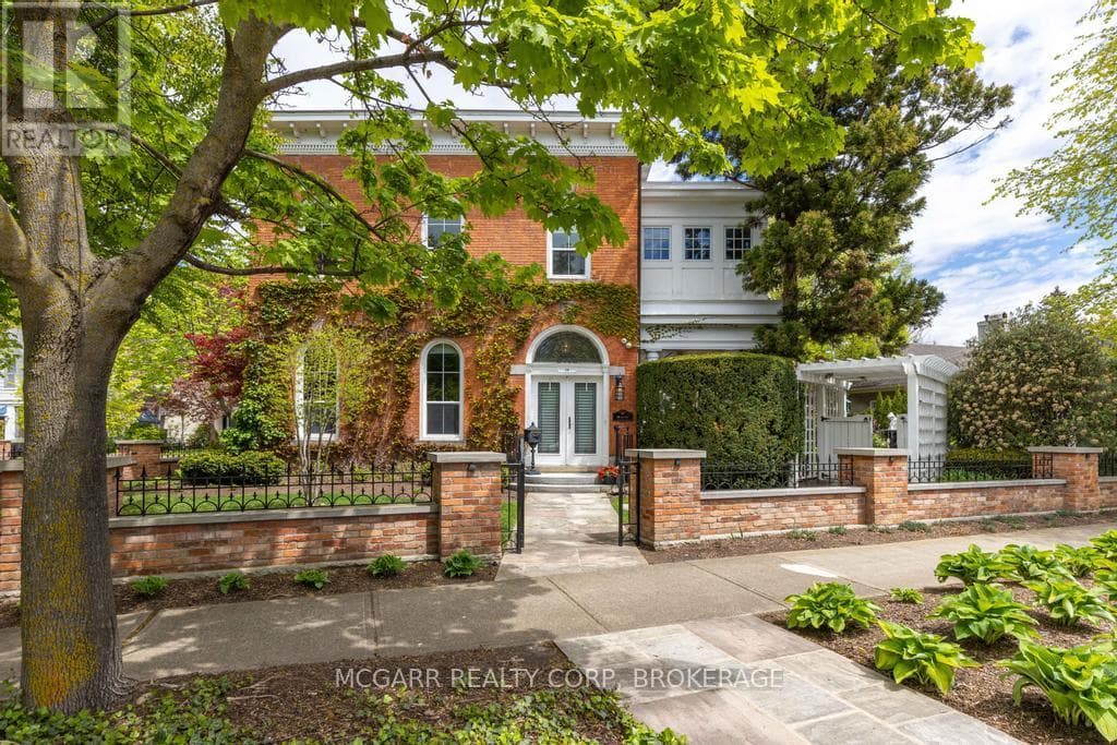 4 Bed · 3 Bath Detached House for Sale in St. Catharines