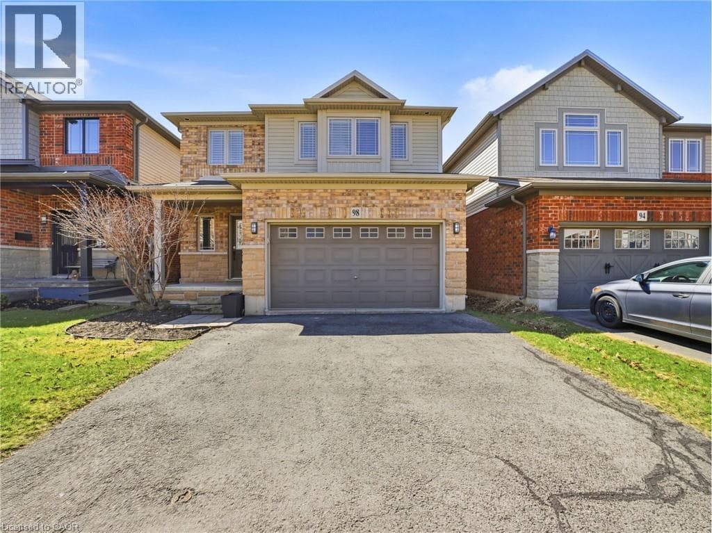3 Bed · 4 Bath Detached House for Sale in Grimsby