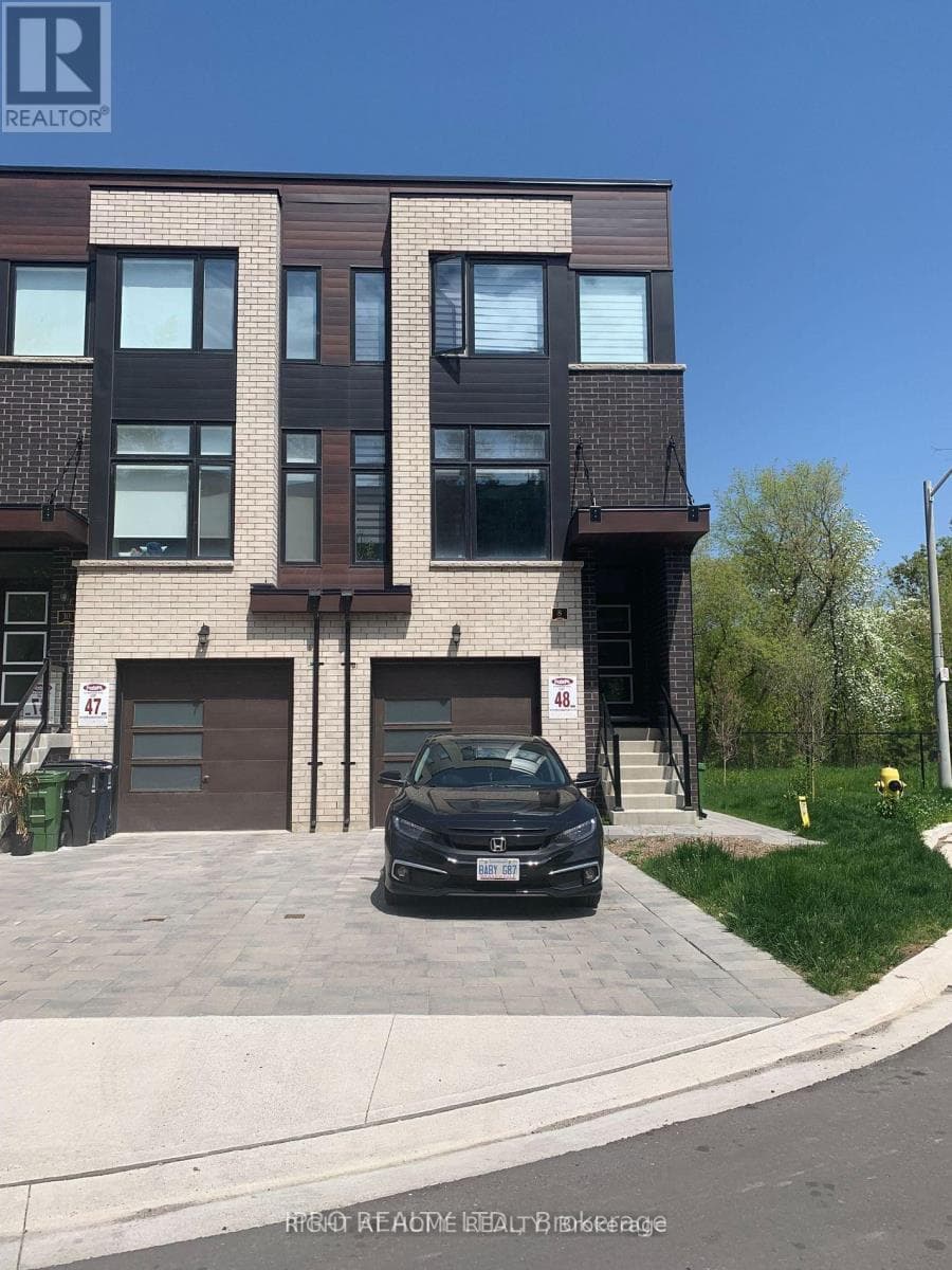2 Bed · 3 Bath Multi-Family for Rent in Toronto