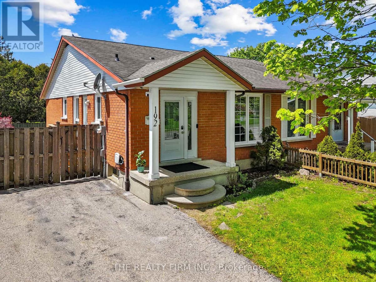 4 Bed · 2 Bath Detached House for Sale in Woodstock