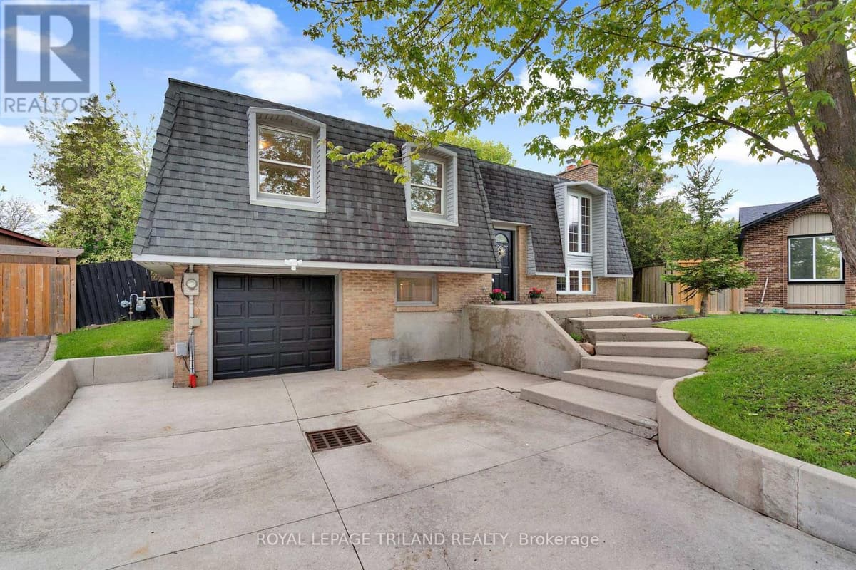 4 Bed · 2 Bath Detached House for Sale in London South