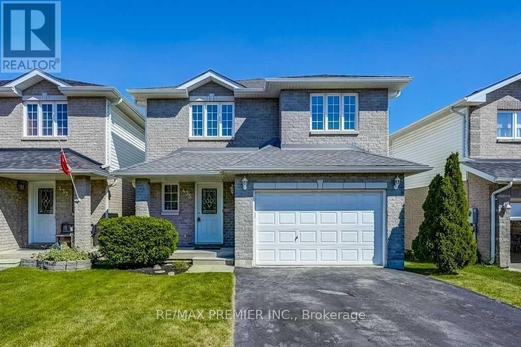 3 Bed · 4 Bath Detached House for Sale in Bradford West Gwillimbury