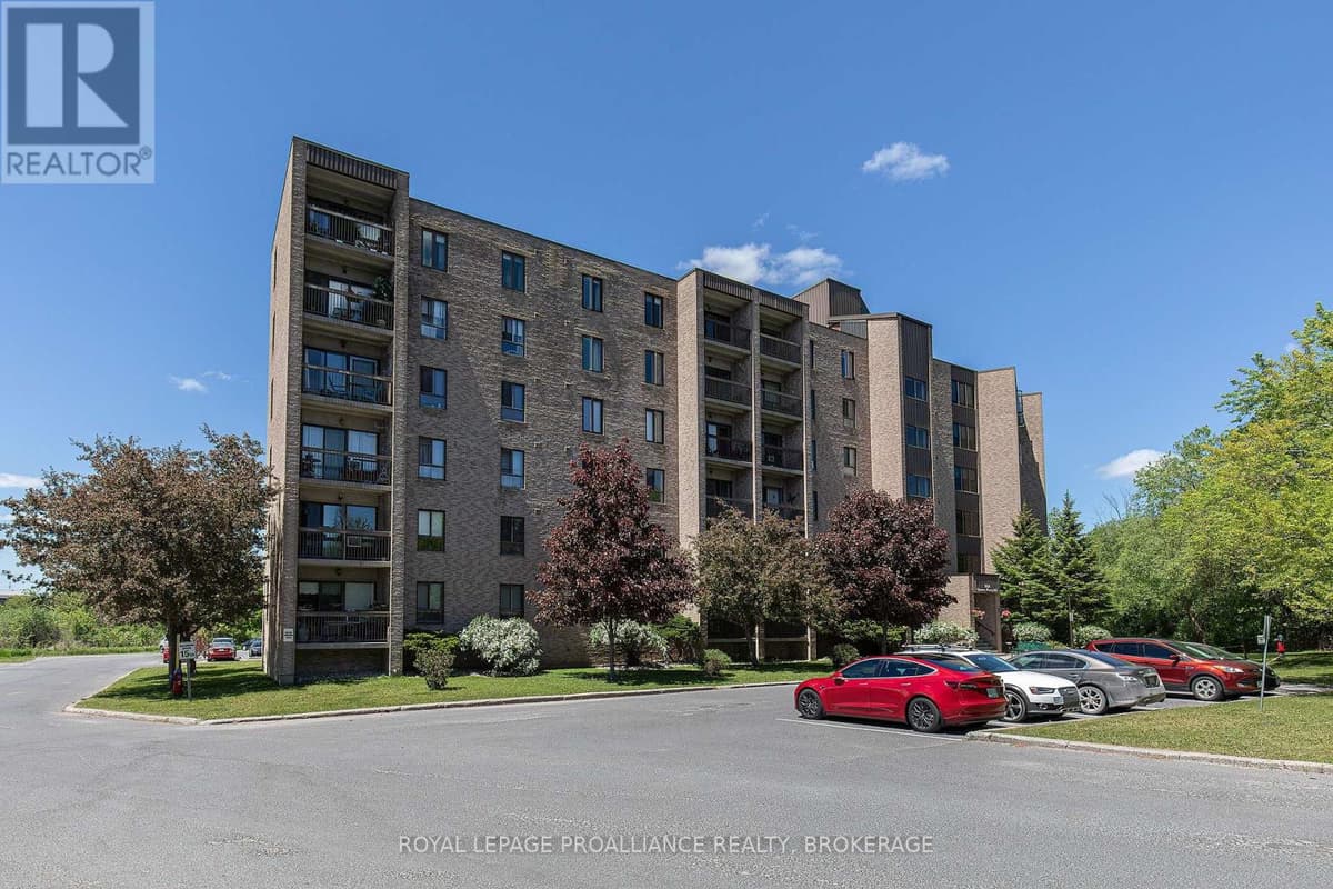 2 Bed · 1 Bath Detached House for Sale in Kingston
