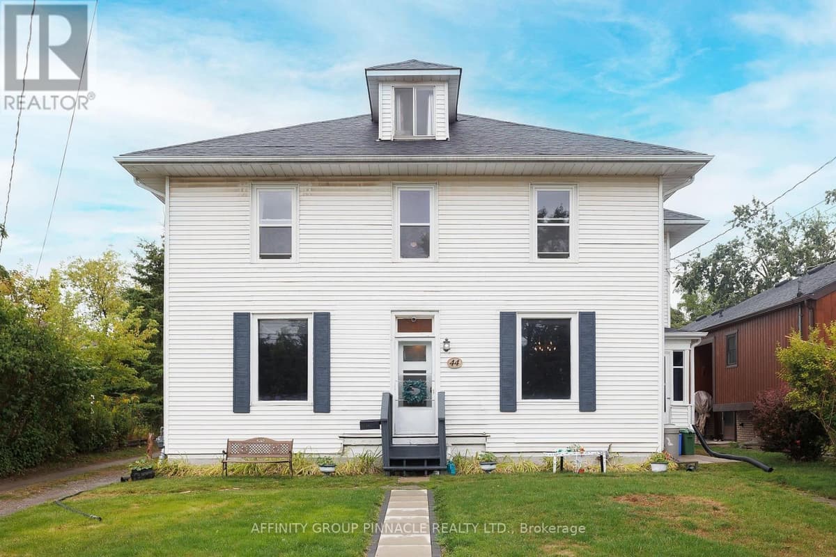 4 Bed · 2 Bath Detached House for Sale in Kawartha Lakes