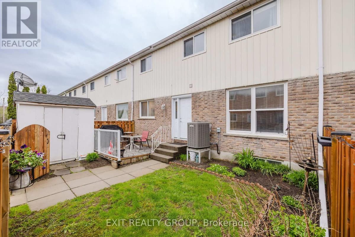3 Bed · 2 Bath Detached House for Sale in Belleville