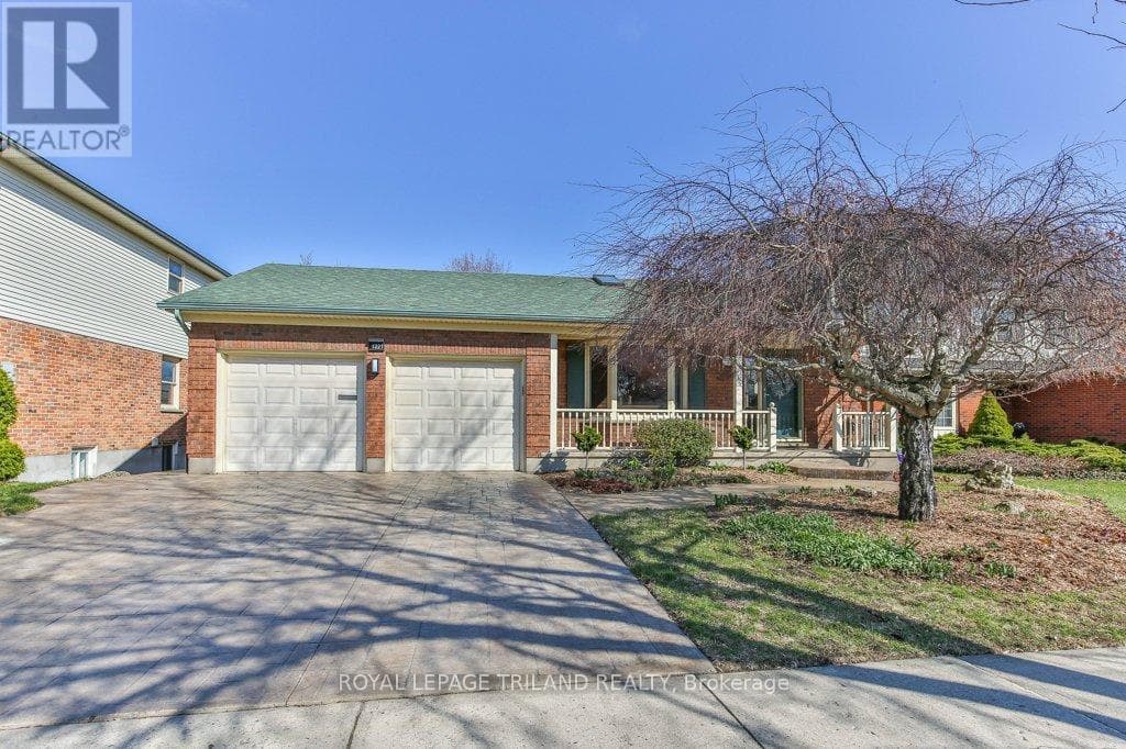 2 Bed · 2 Bath Detached House for Sale in London North