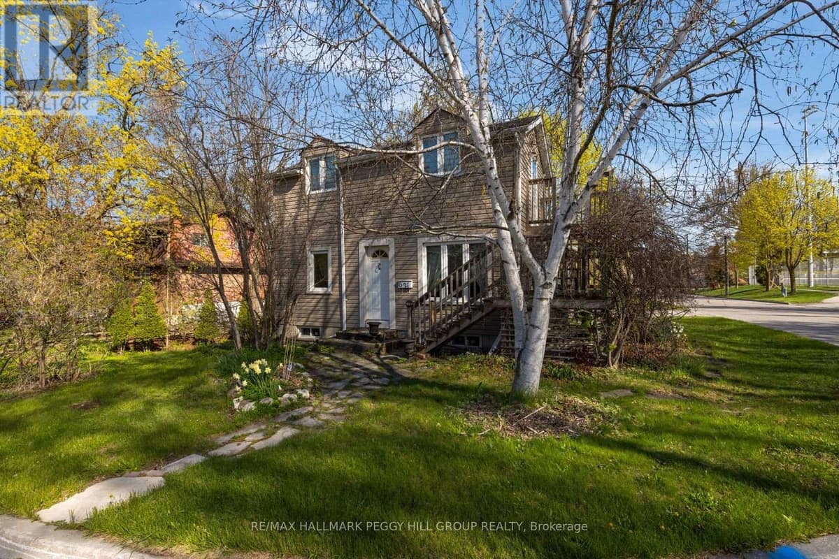 2 Bed · 2 Bath Detached House for Sale in Newmarket