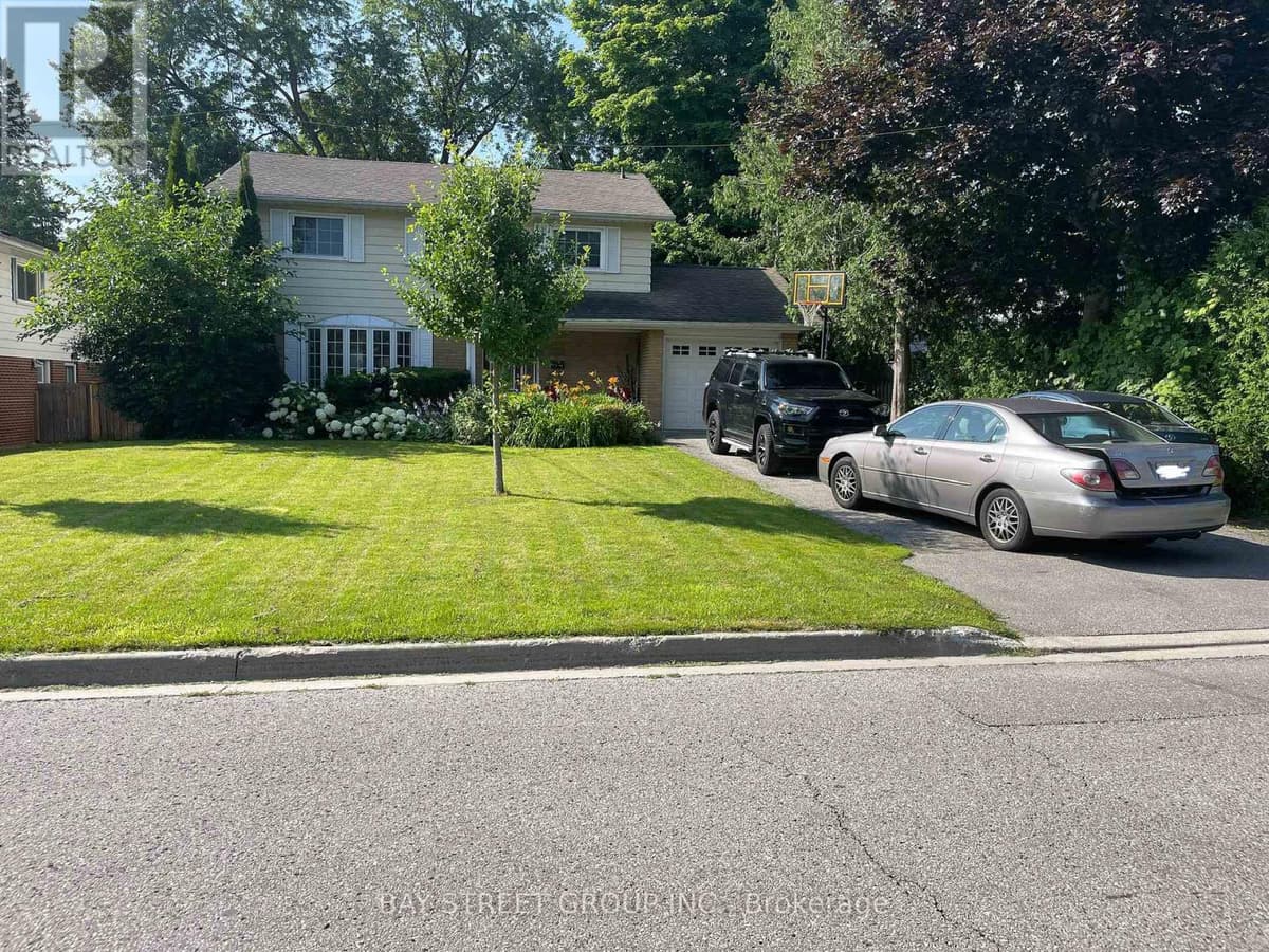 4 Bed · 3 Bath Detached House for Rent in Markham