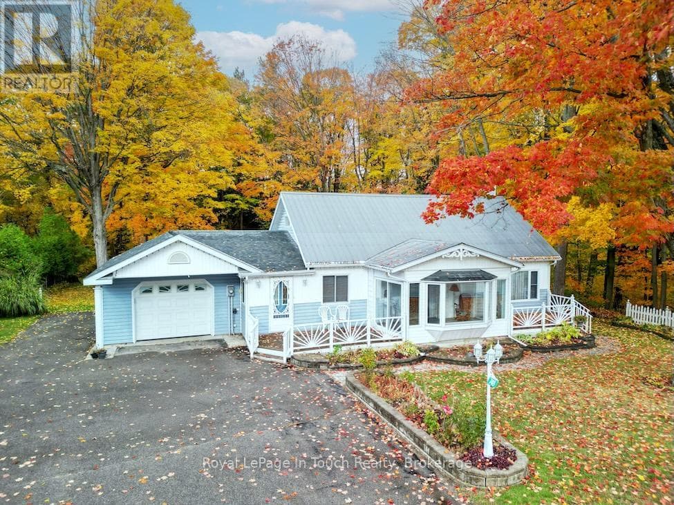4 Bed · 1 Bath Detached House for Sale in Penetanguishene