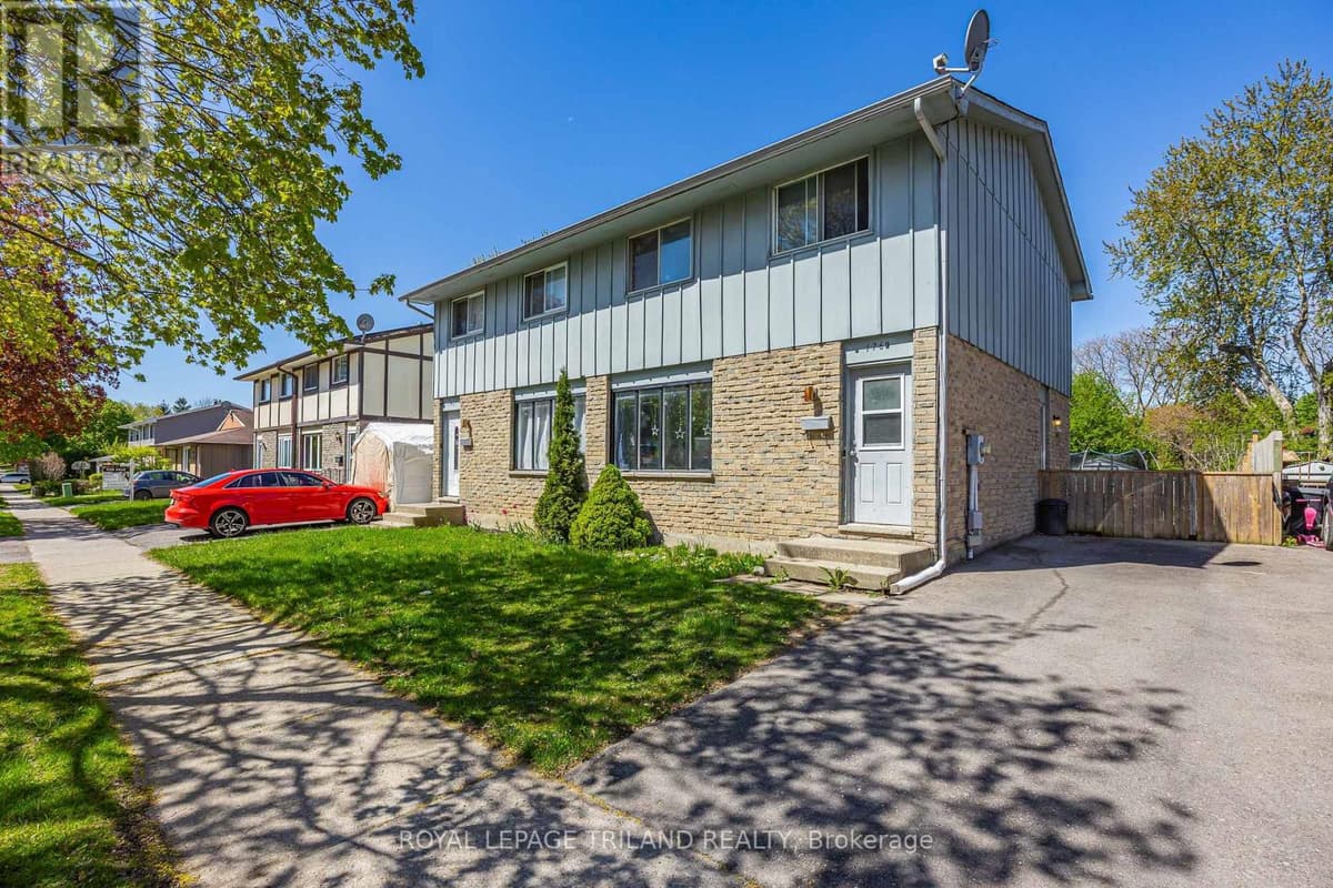 3 Bed · 2 Bath Detached House for Sale in London North