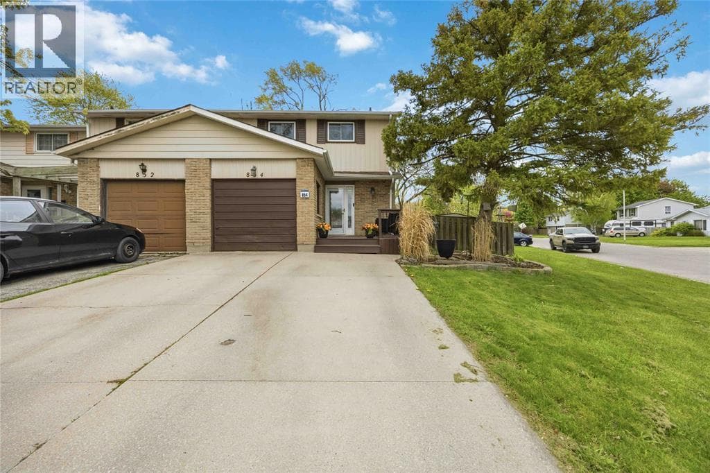 4 Bed · 2 Bath Detached House for Sale in Sarnia