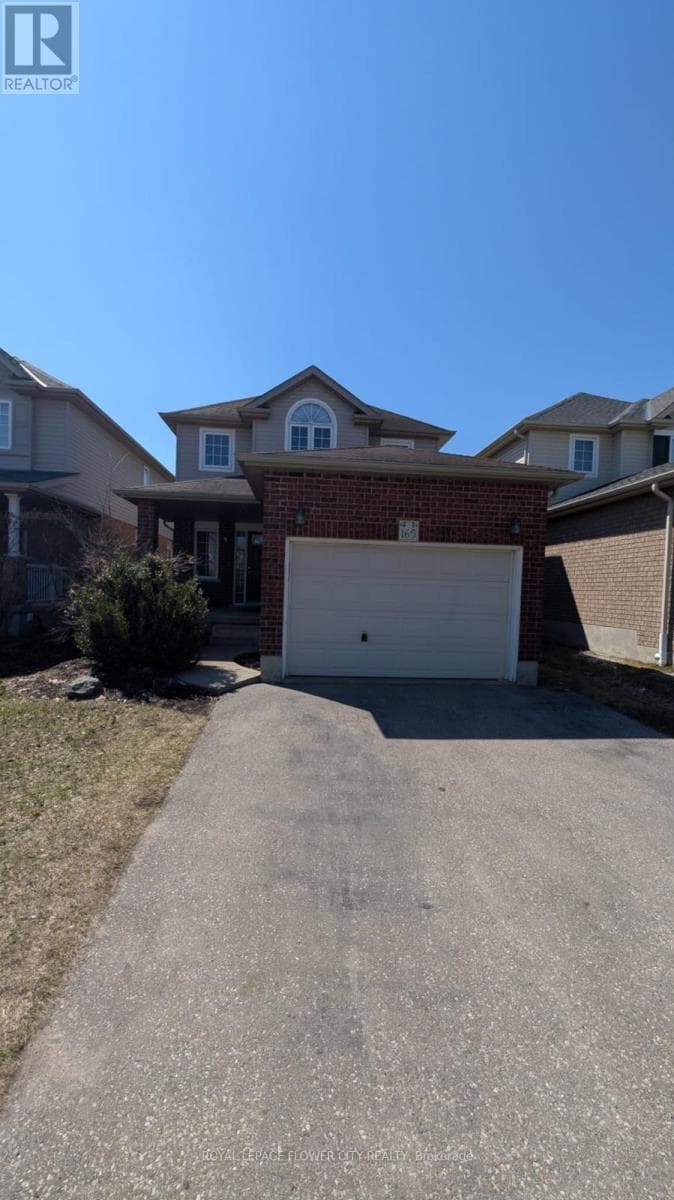 3 Bed · 3 Bath Detached House for Rent in Kitchener