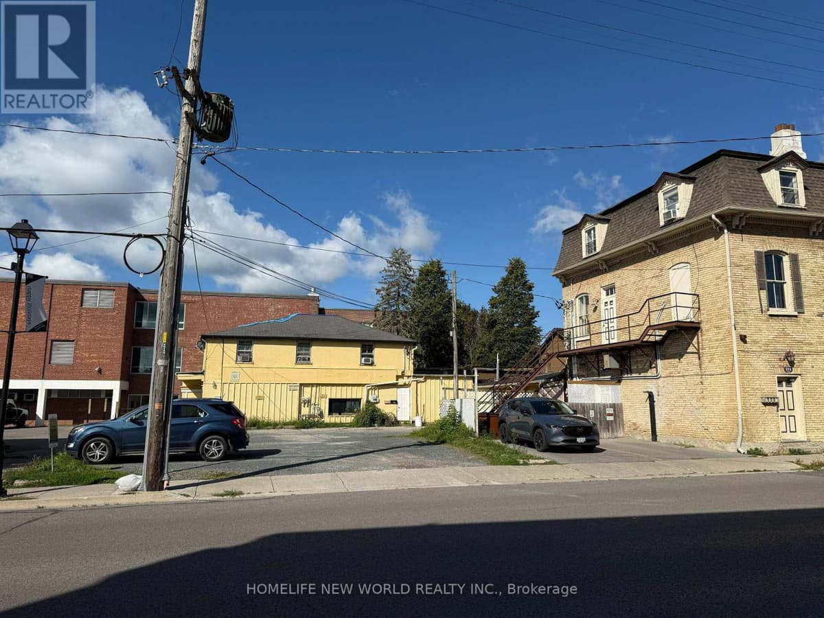 1 Bed · 1 Bath Detached House for Rent in Cobourg