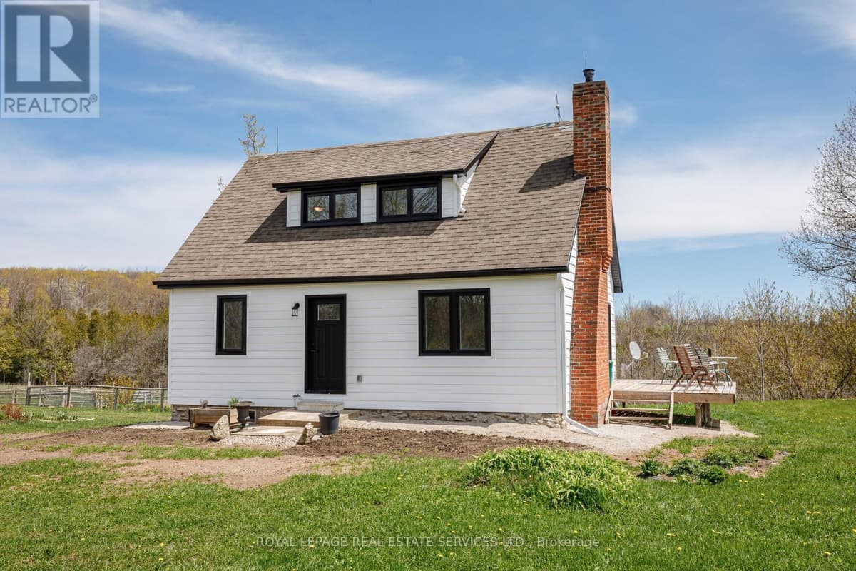 3 Bed · 2 Bath Detached House for Sale in Meaford