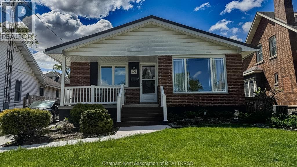 4 Bed · 2 Bath Detached House for Sale in Chatham