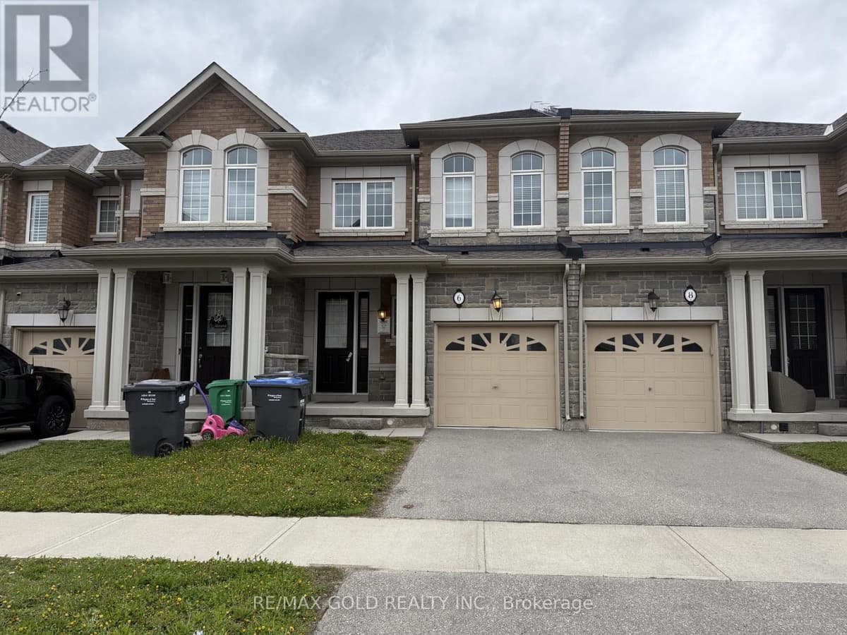 4 Bed · 3 Bath Detached House for Rent in Brampton