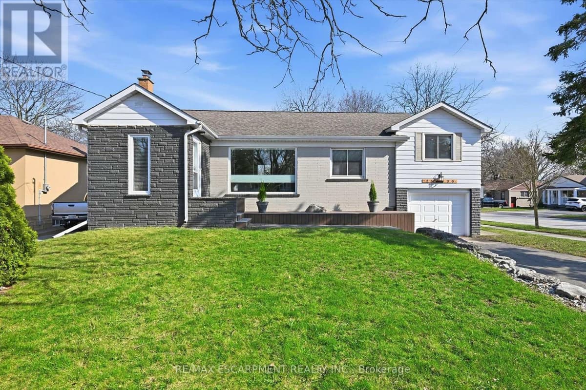 4 Bed · 3 Bath Detached House for Sale in Burlington