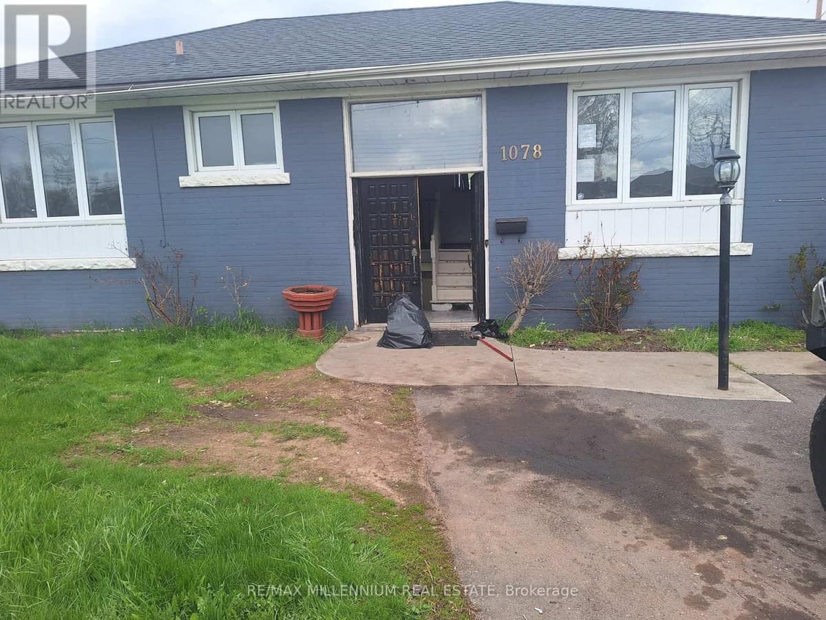 4 Bed · 2 Bath Detached House for Sale in Oakville