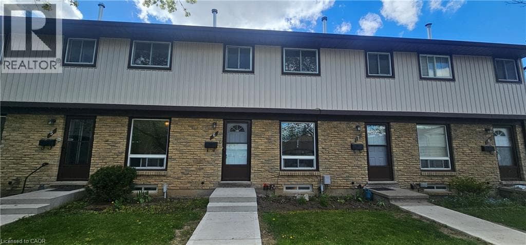 3 Bed · 2 Bath Detached House for Rent in Cambridge