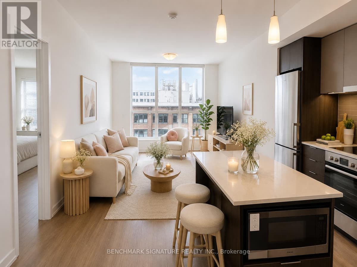 2 Bed · 2 Bath Detached House for Sale in Toronto